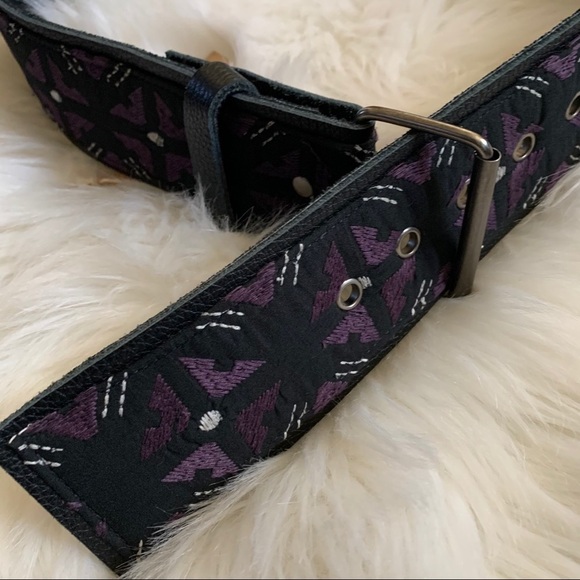 Of Two Minds Black/Purple Embroidered Belt